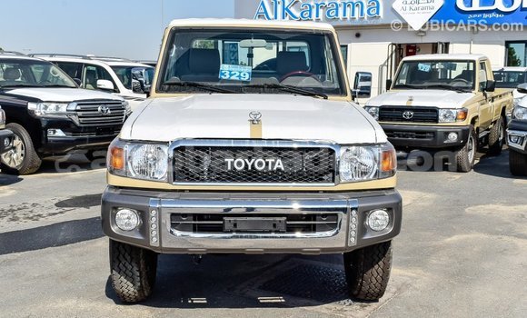 Buy Import Toyota Land Cruiser Beige Car in Import - Dubai in Barbados Buy Import Toyota Land Cruiser Beige Car in Import - Dubai in Barbados