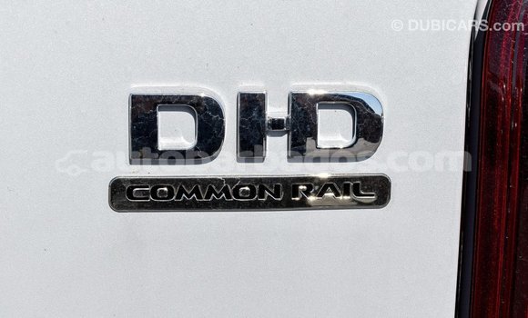 Buy Import Mitsubishi L200 White Car in Import - Dubai in Barbados Buy Import Mitsubishi L200 White Car in Import - Dubai in Barbados