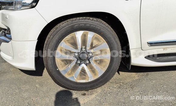 Buy Import Toyota Land Cruiser White Car in Import - Dubai in Barbados Buy Import Toyota Land Cruiser White Car in Import - Dubai in Barbados