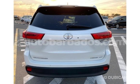 Buy Import Toyota Highlander White Car in Import - Dubai in Barbados Buy Import Toyota Highlander White Car in Import - Dubai in Barbados