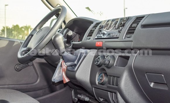 Buy Import Toyota Hiace White Car in Import - Dubai in Barbados Buy Import Toyota Hiace White Car in Import - Dubai in Barbados