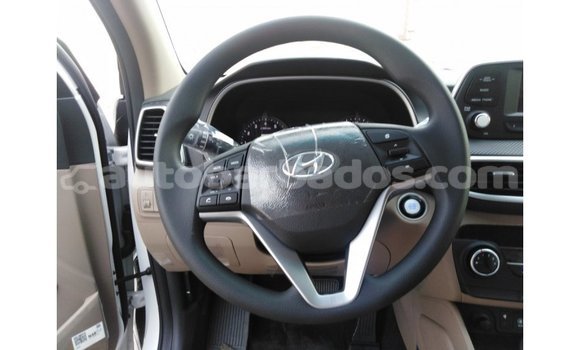 Buy Import Hyundai Tucson White Car in Import - Dubai in Barbados Buy Import Hyundai Tucson White Car in Import - Dubai in Barbados