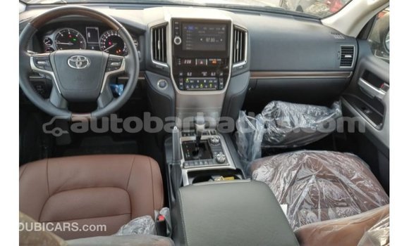 Buy Import Toyota Land Cruiser White Car in Import - Dubai in Barbados Buy Import Toyota Land Cruiser White Car in Import - Dubai in Barbados