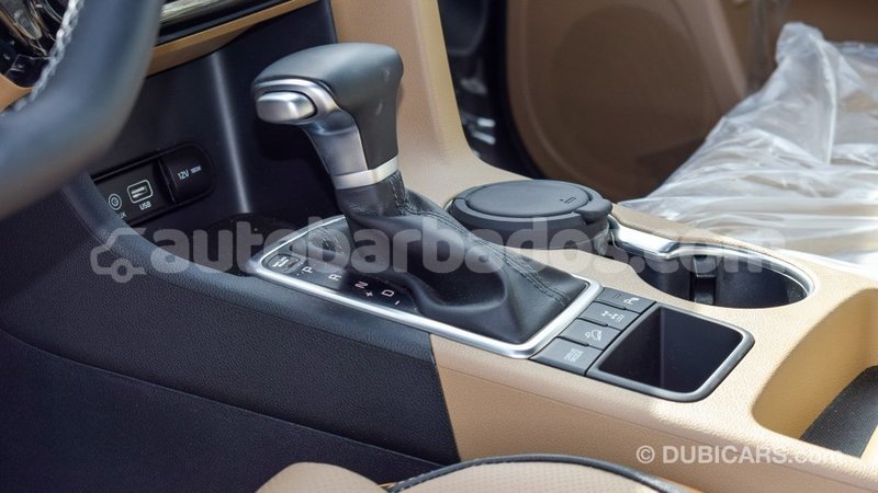 Big with watermark kia sportage barbados import dubai 1960