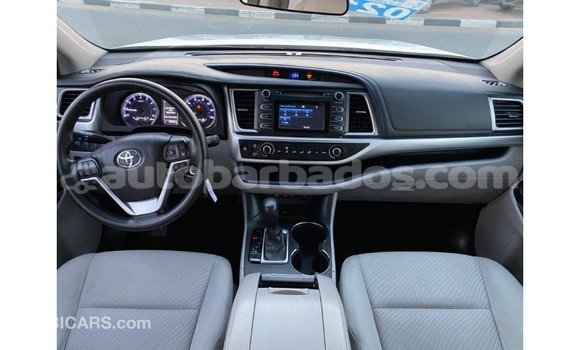 Buy Import Toyota Highlander White Car in Import - Dubai in Barbados Buy Import Toyota Highlander White Car in Import - Dubai in Barbados