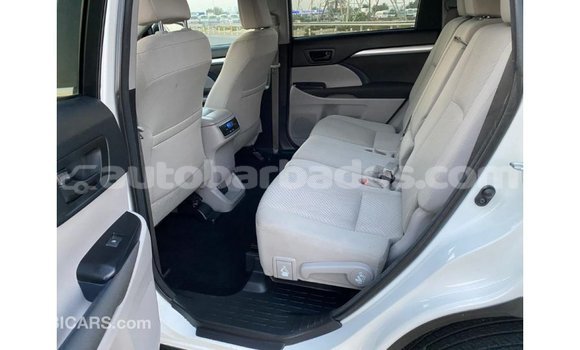 Buy Import Toyota Highlander White Car in Import - Dubai in Barbados Buy Import Toyota Highlander White Car in Import - Dubai in Barbados