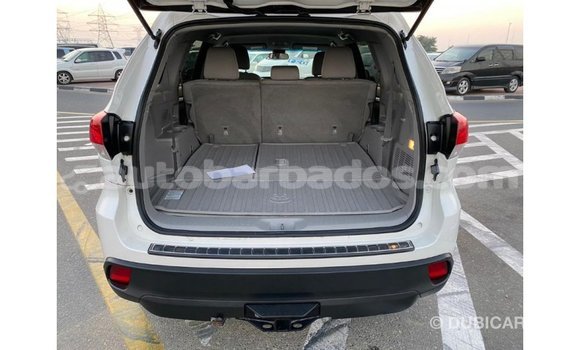 Buy Import Toyota Highlander White Car in Import - Dubai in Barbados Buy Import Toyota Highlander White Car in Import - Dubai in Barbados