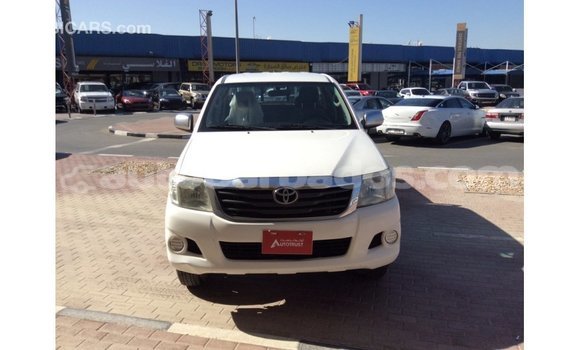 Buy Import Toyota Hilux White Car in Import - Dubai in Barbados Buy Import Toyota Hilux White Car in Import - Dubai in Barbados