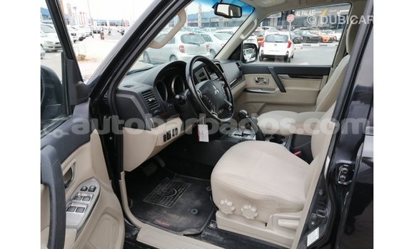 Buy Import Mitsubishi Pajero Black Car in Import - Dubai in Barbados Buy Import Mitsubishi Pajero Black Car in Import - Dubai in Barbados