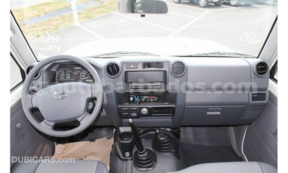 Buy Import Toyota Land Cruiser White Car in Import - Dubai in Barbados Buy Import Toyota Land Cruiser White Car in Import - Dubai in Barbados
