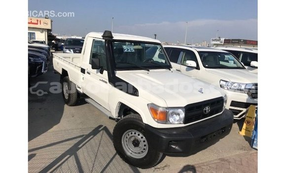 Buy Import Toyota Land Cruiser White Car in Import - Dubai in Barbados Buy Import Toyota Land Cruiser White Car in Import - Dubai in Barbados