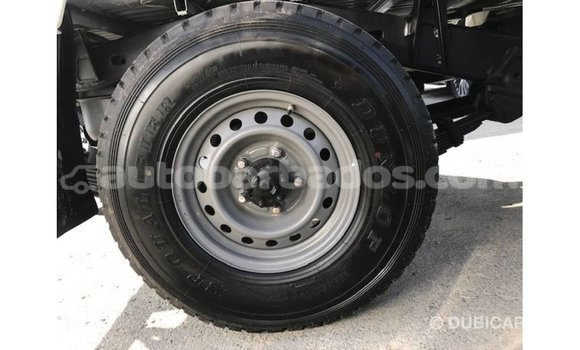 Buy Import Toyota Land Cruiser White Car in Import - Dubai in Barbados Buy Import Toyota Land Cruiser White Car in Import - Dubai in Barbados