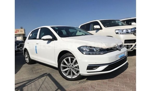 Buy Import Volkswagen Golf White Car in Import - Dubai in Barbados