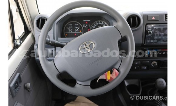 Buy Import Toyota Land Cruiser White Car in Import - Dubai in Barbados Buy Import Toyota Land Cruiser White Car in Import - Dubai in Barbados