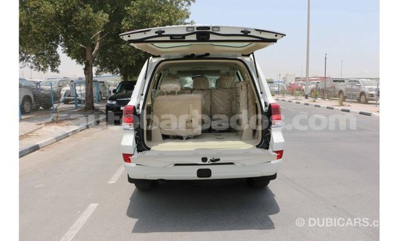 Buy Import Toyota Land Cruiser White Car in Import - Dubai in Barbados Buy Import Toyota Land Cruiser White Car in Import - Dubai in Barbados