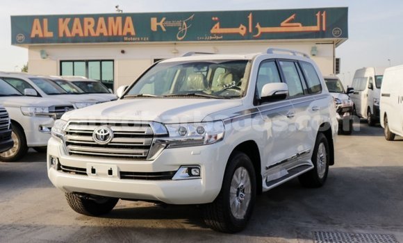Buy Import Toyota Land Cruiser White Car in Import - Dubai in Barbados Buy Import Toyota Land Cruiser White Car in Import - Dubai in Barbados