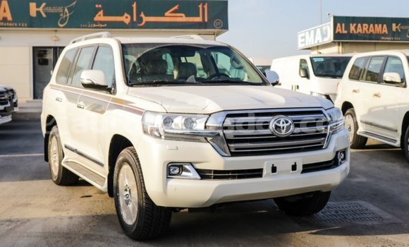 Buy Import Toyota Land Cruiser White Car in Import - Dubai in Barbados Buy Import Toyota Land Cruiser White Car in Import - Dubai in Barbados
