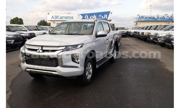 Buy Import Mitsubishi L200 White Car in Import - Dubai in Barbados Buy Import Mitsubishi L200 White Car in Import - Dubai in Barbados