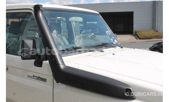 Buy Import Toyota Land Cruiser White Car in Import - Dubai in Barbados Buy Import Toyota Land Cruiser White Car in Import - Dubai in Barbados