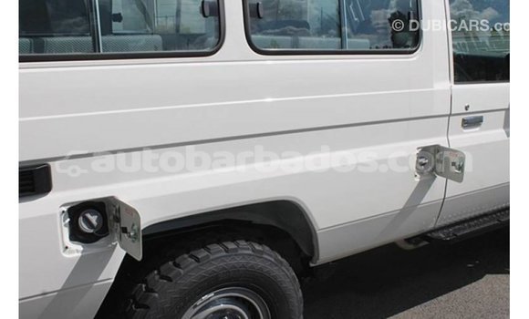 Buy Import Toyota Land Cruiser White Car in Import - Dubai in Barbados Buy Import Toyota Land Cruiser White Car in Import - Dubai in Barbados