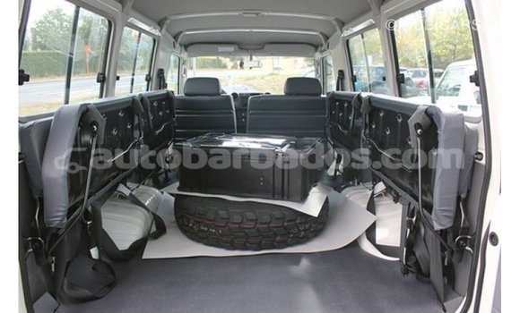 Buy Import Toyota Land Cruiser White Car in Import - Dubai in Barbados Buy Import Toyota Land Cruiser White Car in Import - Dubai in Barbados