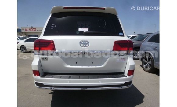 Buy Import Toyota Land Cruiser White Car in Import - Dubai in Barbados Buy Import Toyota Land Cruiser White Car in Import - Dubai in Barbados