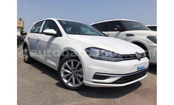 Buy Import Volkswagen Golf White Car in Import - Dubai in Barbados