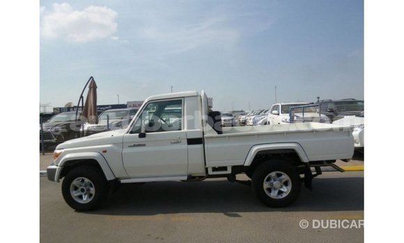 Buy Import Toyota Land Cruiser White Car in Import - Dubai in Barbados Buy Import Toyota Land Cruiser White Car in Import - Dubai in Barbados
