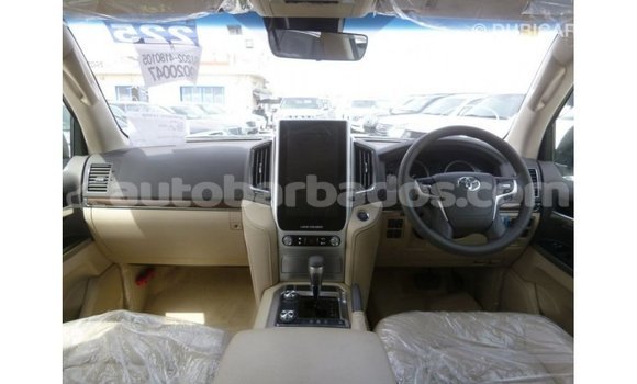 Buy Import Toyota Land Cruiser White Car in Import - Dubai in Barbados Buy Import Toyota Land Cruiser White Car in Import - Dubai in Barbados