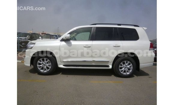 Buy Import Toyota Land Cruiser White Car in Import - Dubai in Barbados Buy Import Toyota Land Cruiser White Car in Import - Dubai in Barbados