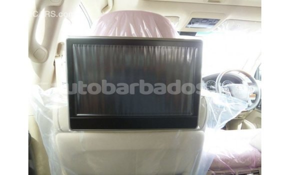 Buy Import Toyota Land Cruiser White Car in Import - Dubai in Barbados Buy Import Toyota Land Cruiser White Car in Import - Dubai in Barbados