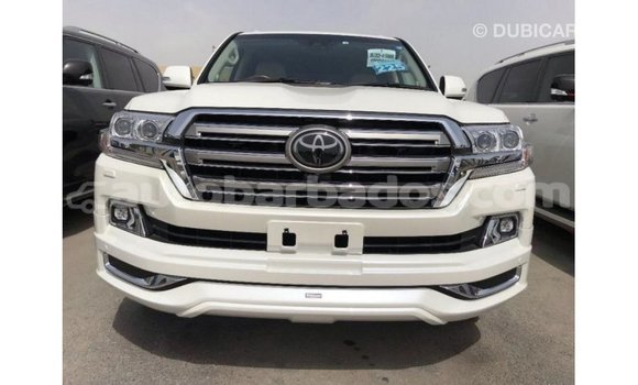 Buy Import Toyota Land Cruiser White Car in Import - Dubai in Barbados Buy Import Toyota Land Cruiser White Car in Import - Dubai in Barbados