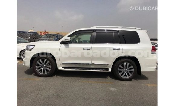 Buy Import Toyota Land Cruiser White Car in Import - Dubai in Barbados Buy Import Toyota Land Cruiser White Car in Import - Dubai in Barbados