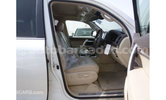 Buy Import Toyota Land Cruiser White Car in Import - Dubai in Barbados Buy Import Toyota Land Cruiser White Car in Import - Dubai in Barbados