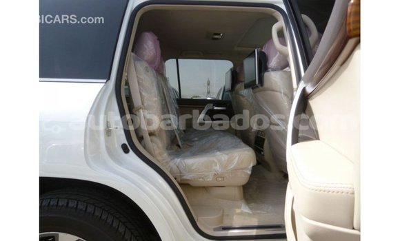 Buy Import Toyota Land Cruiser White Car in Import - Dubai in Barbados Buy Import Toyota Land Cruiser White Car in Import - Dubai in Barbados