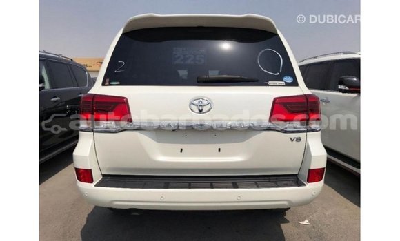 Buy Import Toyota Land Cruiser White Car in Import - Dubai in Barbados Buy Import Toyota Land Cruiser White Car in Import - Dubai in Barbados