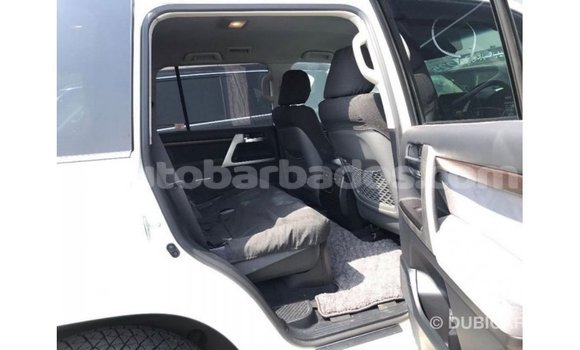 Buy Import Toyota Land Cruiser White Car in Import - Dubai in Barbados Buy Import Toyota Land Cruiser White Car in Import - Dubai in Barbados