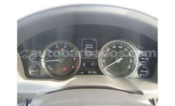 Buy Import Toyota Land Cruiser White Car in Import - Dubai in Barbados Buy Import Toyota Land Cruiser White Car in Import - Dubai in Barbados