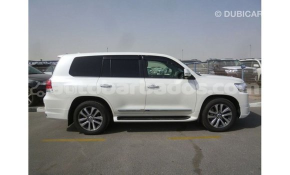 Buy Import Toyota Land Cruiser White Car in Import - Dubai in Barbados Buy Import Toyota Land Cruiser White Car in Import - Dubai in Barbados