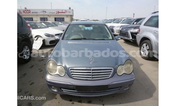 Buy Import Mercedes-Benz 190 (W201) Blue Car in Import - Dubai in Barbados Buy Import Mercedes-Benz 190 (W201) Blue Car in Import - Dubai in Barbados