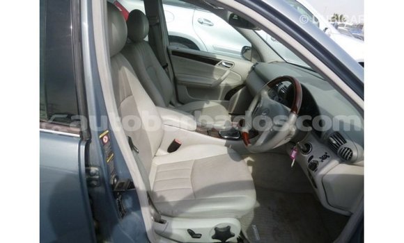 Buy Import Mercedes-Benz 190 (W201) Blue Car in Import - Dubai in Barbados Buy Import Mercedes-Benz 190 (W201) Blue Car in Import - Dubai in Barbados