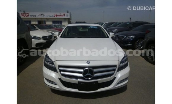 Buy Import Mercedes-Benz 190 (W201) White Car in Import - Dubai in Barbados Buy Import Mercedes-Benz 190 (W201) White Car in Import - Dubai in Barbados