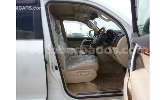 Buy Import Toyota Land Cruiser White Car in Import - Dubai in Barbados Buy Import Toyota Land Cruiser White Car in Import - Dubai in Barbados