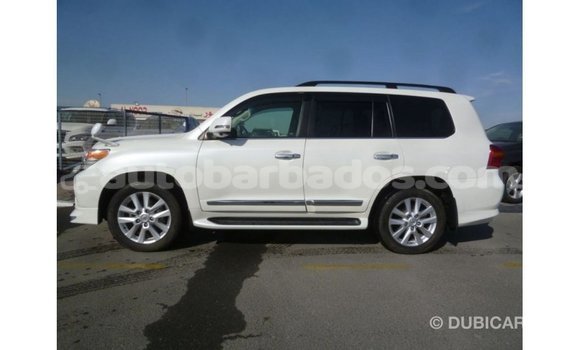 Buy Import Toyota Land Cruiser White Car in Import - Dubai in Barbados Buy Import Toyota Land Cruiser White Car in Import - Dubai in Barbados
