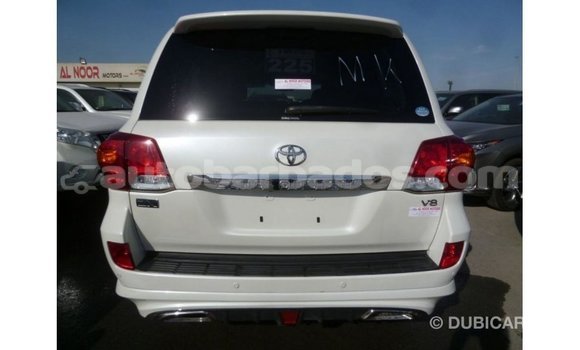 Buy Import Toyota Land Cruiser White Car in Import - Dubai in Barbados Buy Import Toyota Land Cruiser White Car in Import - Dubai in Barbados