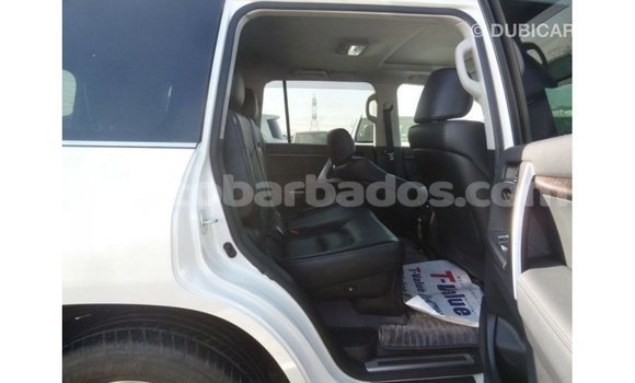 Buy Import Toyota Land Cruiser White Car in Import - Dubai in Barbados Buy Import Toyota Land Cruiser White Car in Import - Dubai in Barbados