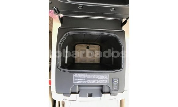 Buy Import Toyota Land Cruiser White Car in Import - Dubai in Barbados Buy Import Toyota Land Cruiser White Car in Import - Dubai in Barbados