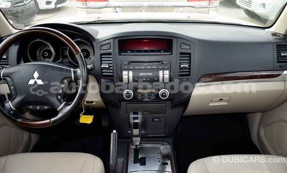Buy Import Mitsubishi Pajero Black Car in Import - Dubai in Barbados Buy Import Mitsubishi Pajero Black Car in Import - Dubai in Barbados
