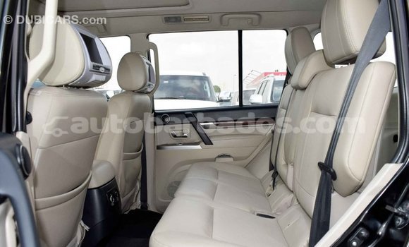 Buy Import Mitsubishi Pajero Black Car in Import - Dubai in Barbados Buy Import Mitsubishi Pajero Black Car in Import - Dubai in Barbados