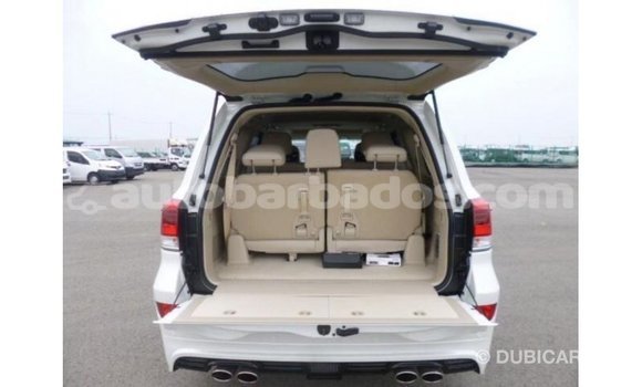 Buy Import Toyota Land Cruiser White Car in Import - Dubai in Barbados Buy Import Toyota Land Cruiser White Car in Import - Dubai in Barbados
